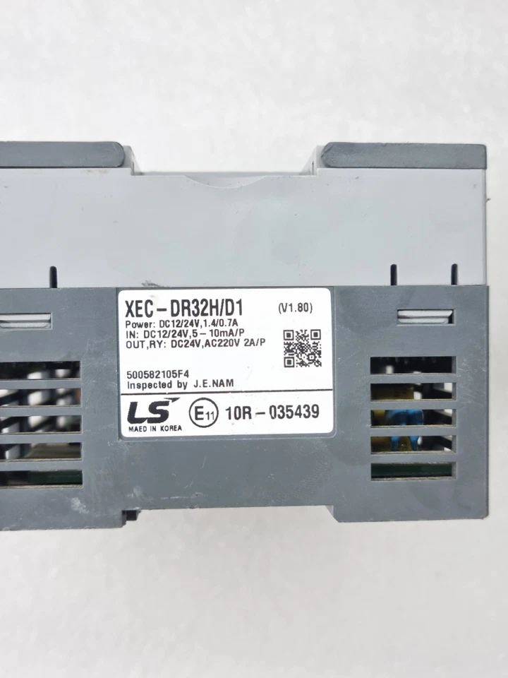 LS XGB XEC-DR32H/D1 12/24V PLC CPU MODULE (USED)